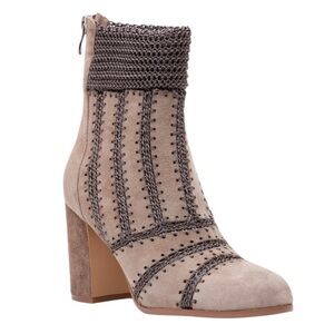 Silent D | Women’s Suede Washer Boots Size 8